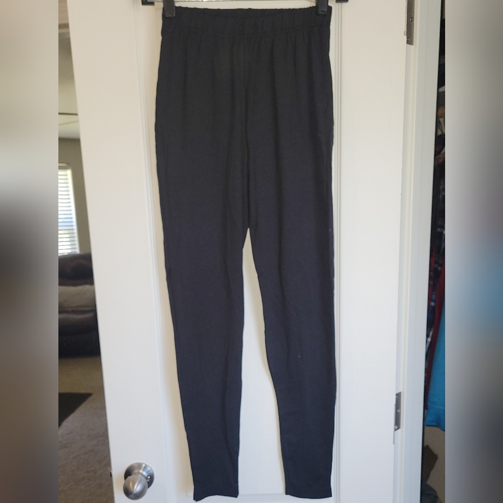 Action brand size small black pull on pant.